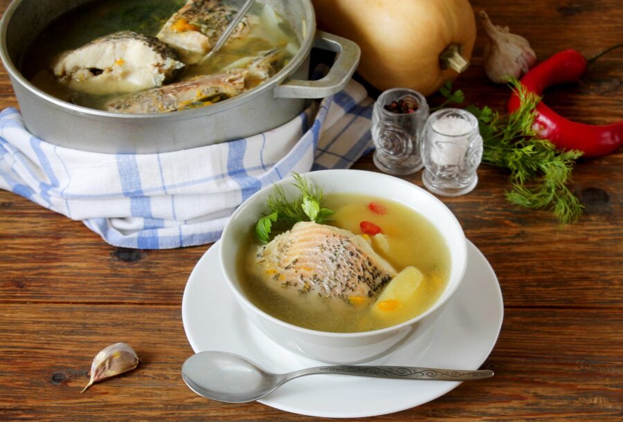 Ucha – tradycyjna zupa rybna